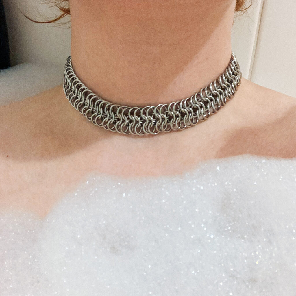 Euro 6 in 1 choker